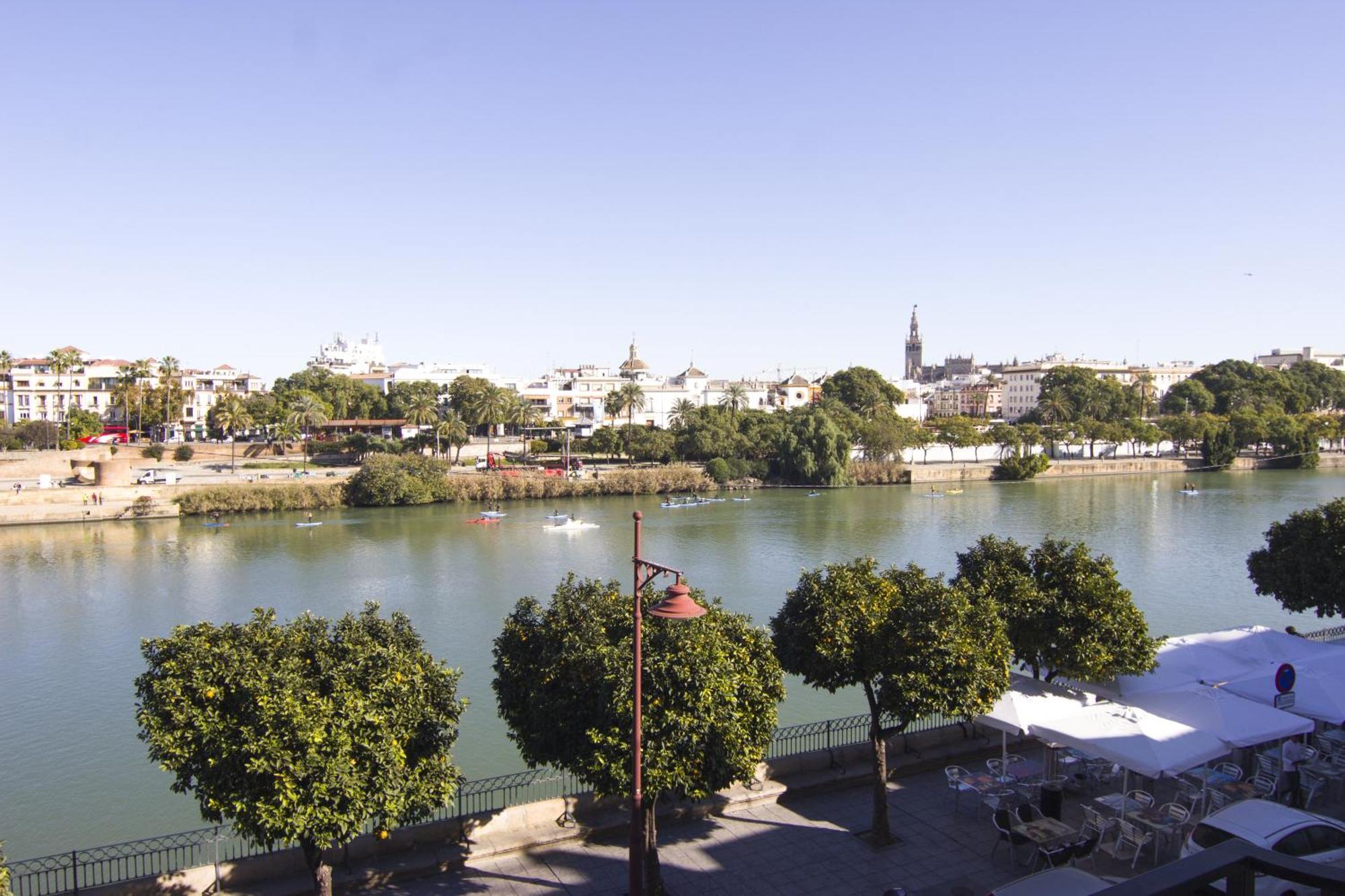 Rentalsevilla Increibles Vistas Del Guadalquivir Extérieur photo