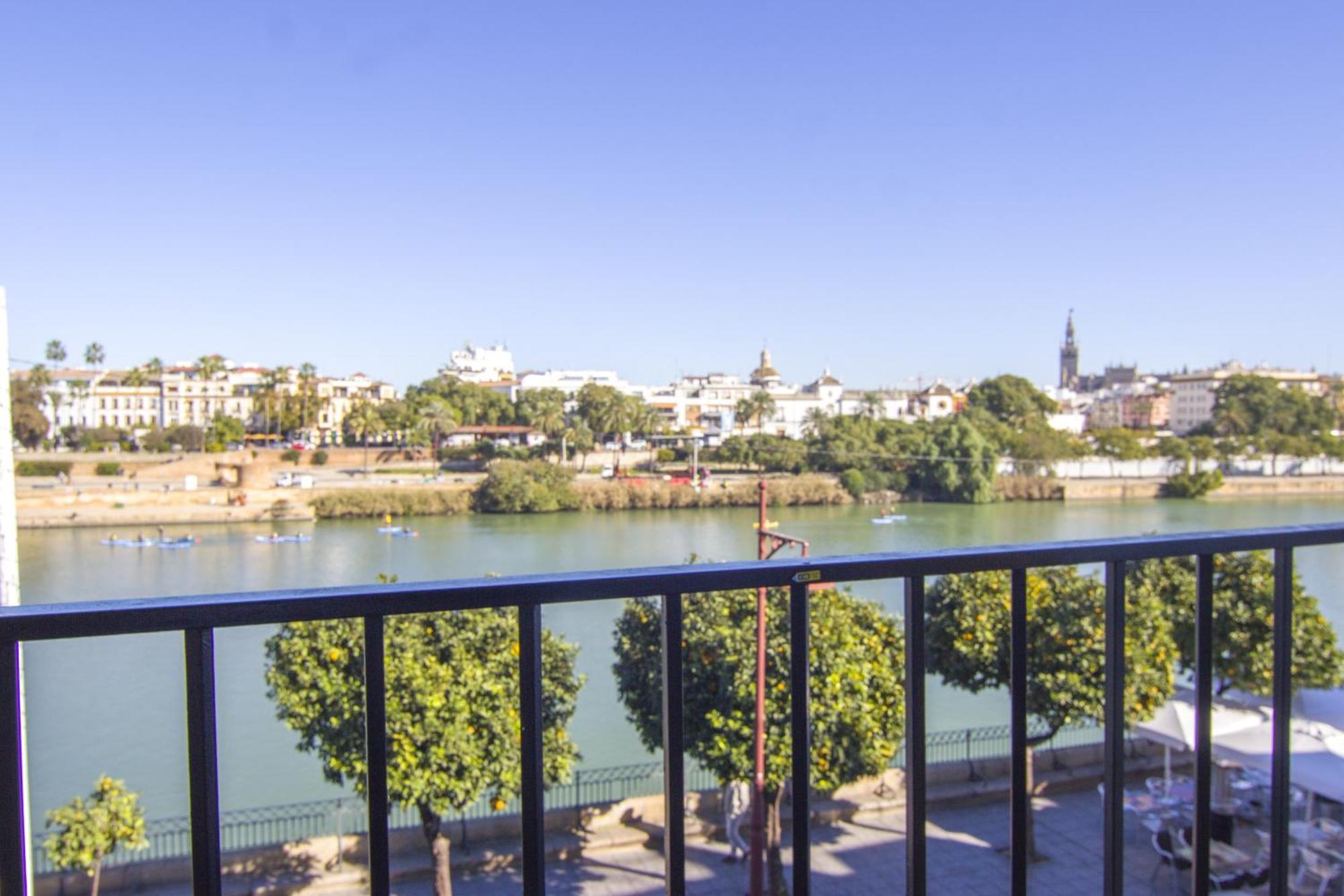 Rentalsevilla Increibles Vistas Del Guadalquivir Extérieur photo